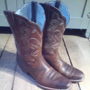 Meet your Posher, Karrie